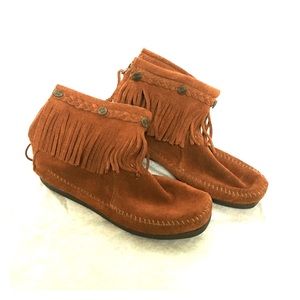 Minnetonka Moccasin